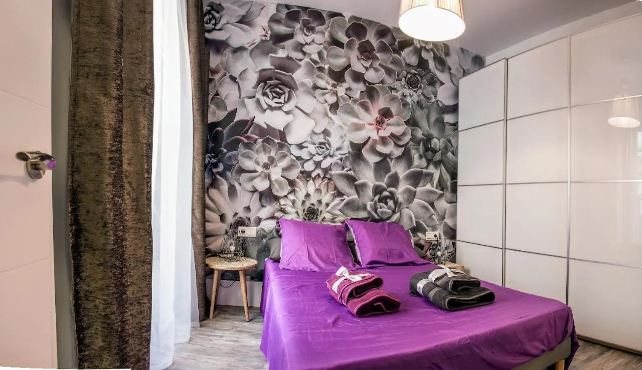 Minty Stay Mendoza Rios Seville